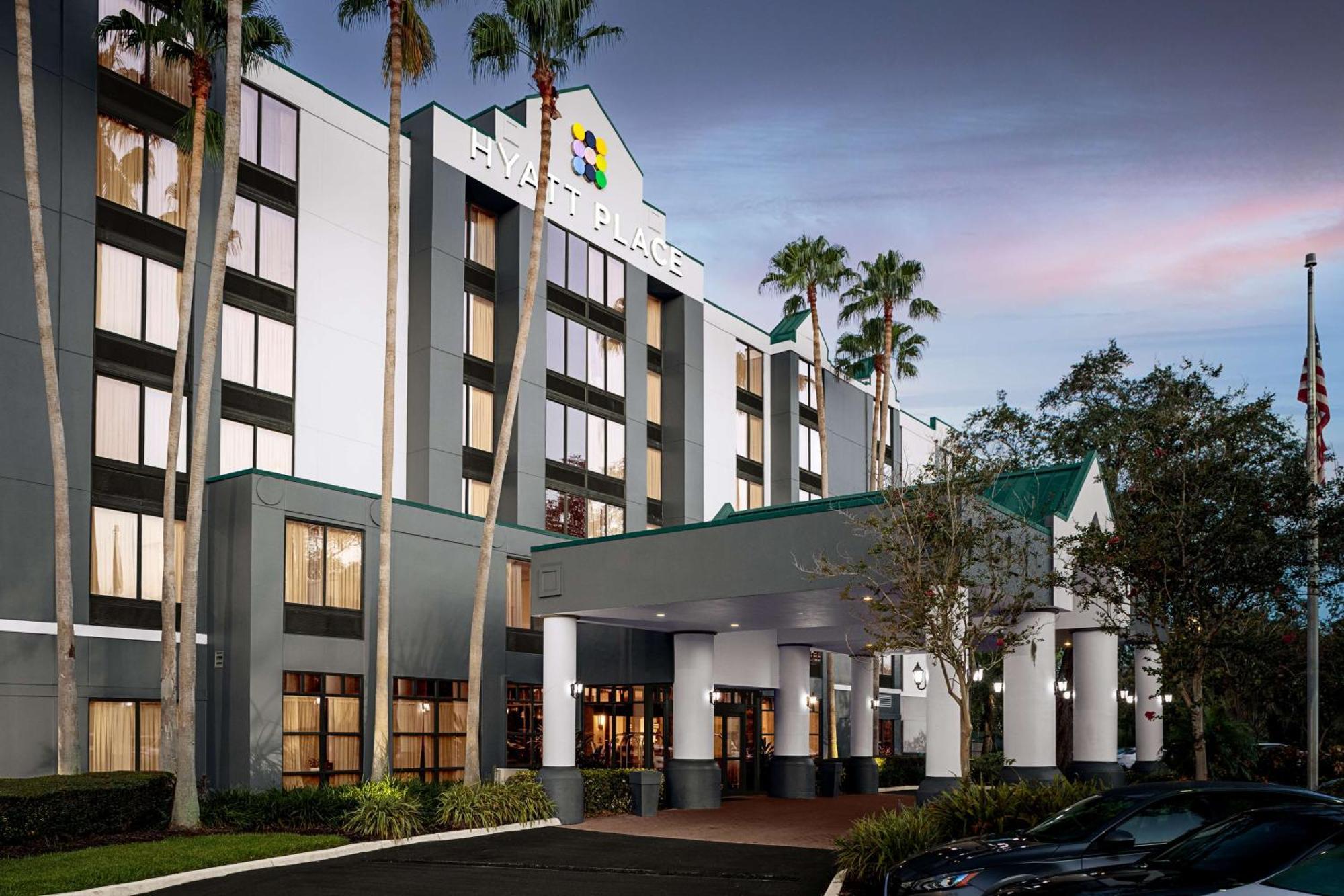 Hyatt Place Tampa Busch Gardens Exterior foto